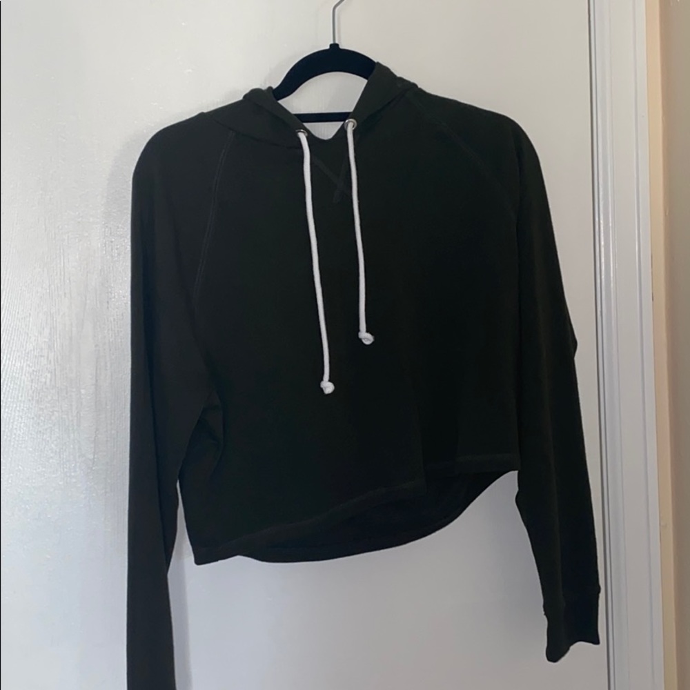 H&M Cropped Sweater